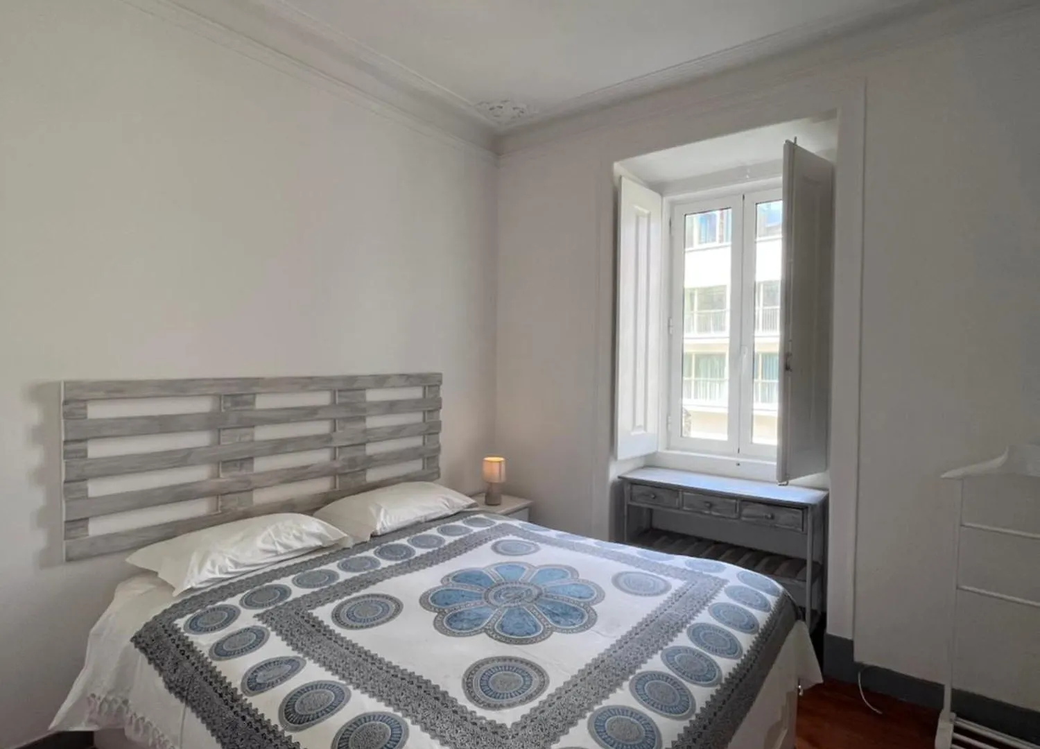 Live Like A Local 2Br Flat In The Heart Of Graca Apartment Lisbon 0*,  Portugal